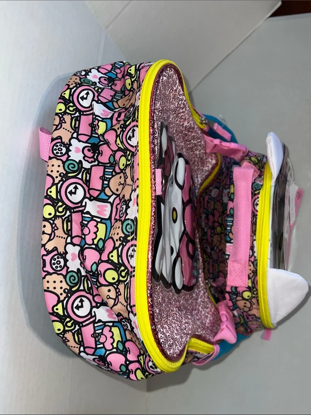 Hello Kitty hello kitty